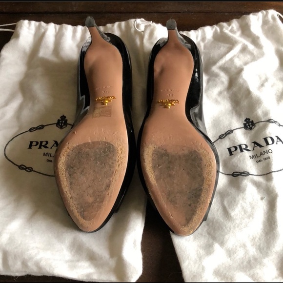 Authentic Prada patent leather peep toe pumps - Picture 3 of 8